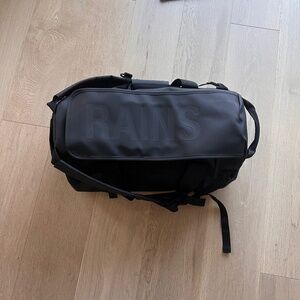 Rains Texel Duffel Bag (Black, Small)